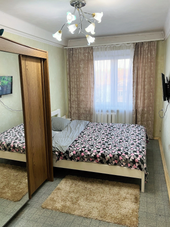 Квартира посуточно в самом центра г Донецк Донецк