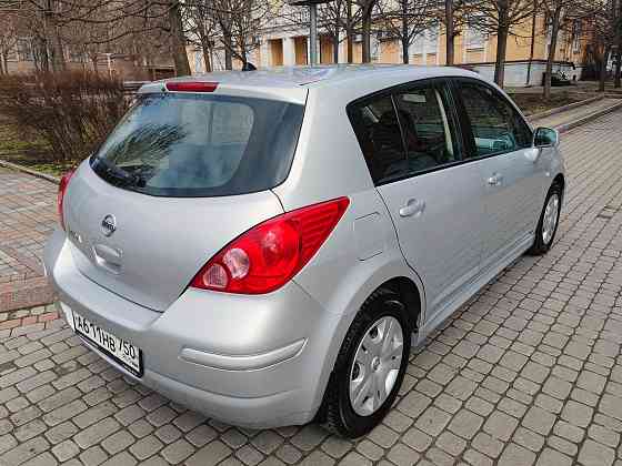 2010 Nissan Tiida 1.6 автомат 1 владелец Донецк