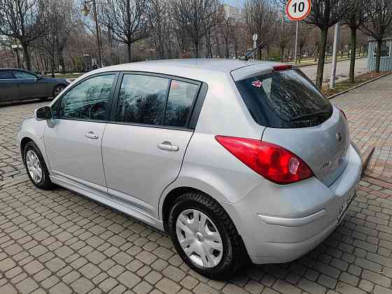 2010 Nissan Tiida 1.6 автомат 1 владелец Донецк