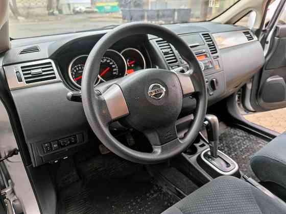 2010 Nissan Tiida 1.6 автомат 1 владелец Донецк