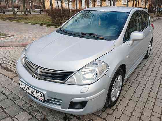 2010 Nissan Tiida 1.6 автомат 1 владелец Донецк