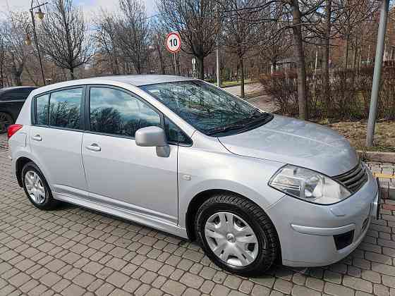 2010 Nissan Tiida 1.6 автомат 1 владелец Донецк