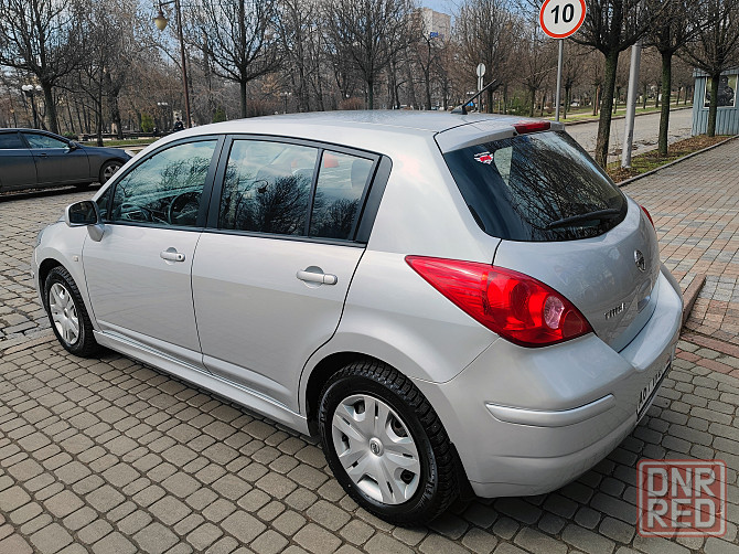 2010 Nissan Tiida 1.6 автомат 1 владелец Донецк - изображение 3