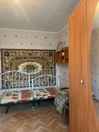 Щетинина, гостинка, 3/9, отличное состояние, с мебелью., 2,5 млн Донецк