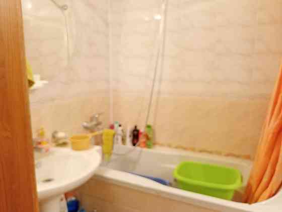 Продам 4к квартиру на Цветочном Донецк