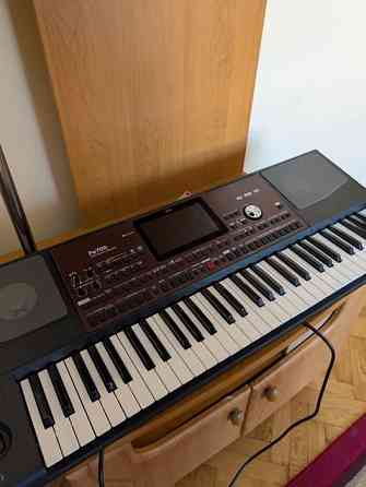 Синтезатор Korg Pa700 ( не работает ) Донецк