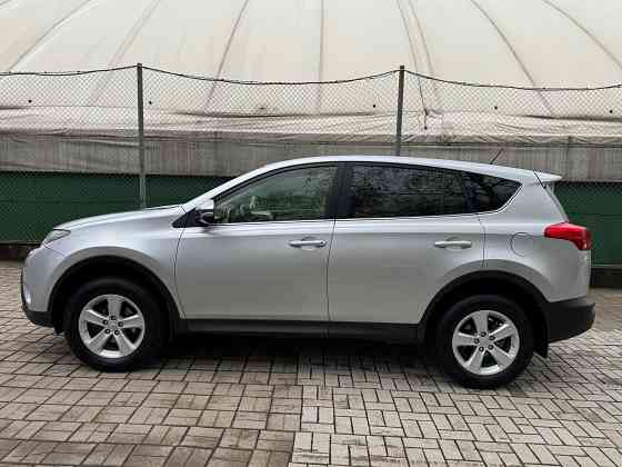 Toyota RAV4 Донецк
