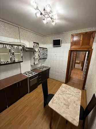 Сдаётся 2кв.Киевский рн.3/5 этаж.Общая площадь 60м2. Донецк