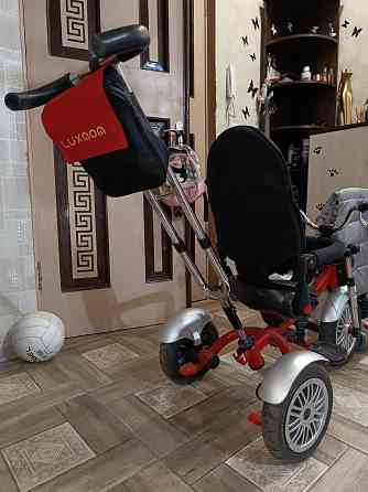 Велосипед трёхколёсный Lux mom с родительской ручкой Макеевка