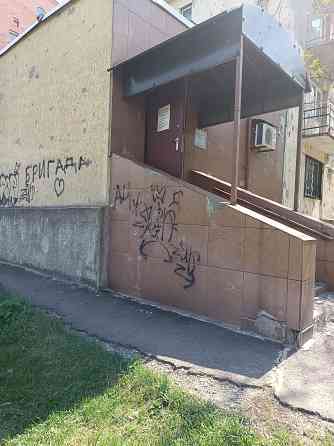 Продам нежилое 121 м.кв. пристроенное помещение ул. Листопрокатчиков Донецк