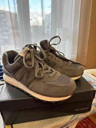 новые женские кроссовки New Balance. Замша Донецк