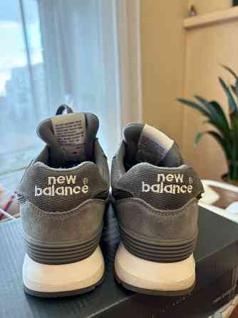новые женские кроссовки New Balance. Замша Донецк