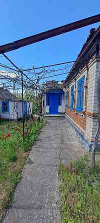 Продаётся дом в Володарском районе, село Тополиное. 22 км от Мариуполя. Мариуполь