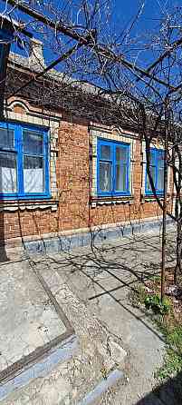Продаётся дом в Володарском районе, село Тополиное. 22 км от Мариуполя. Мариуполь