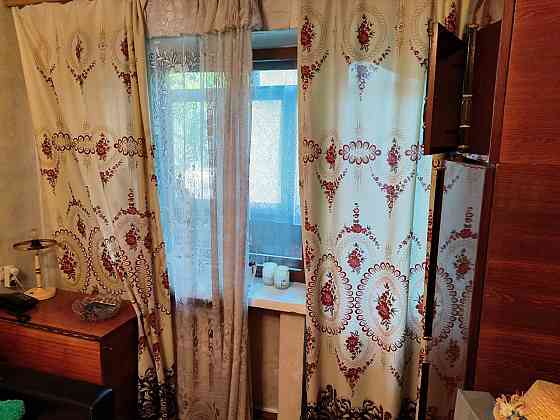 Продаётся 2ком квартира б комиссаров Донецк