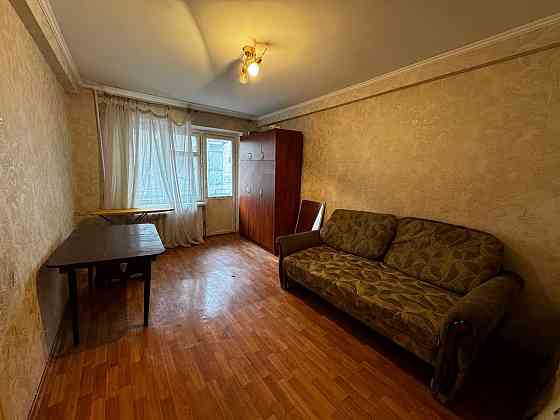 Продается 1 конмнатная в Ленинском районе Донецк