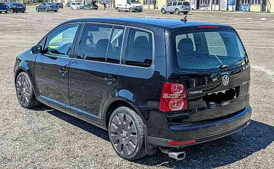 Продам идеального Volkswagen Touran на хорошей комплектации 7 мест CNG Донецк
