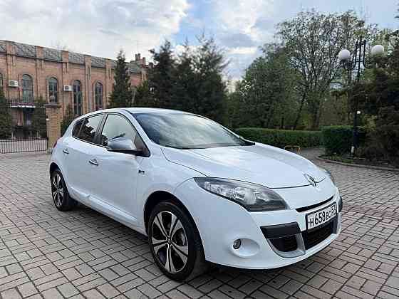 Renault Megane lll, 1.6 бензин, мкпп, в идеальном состоянии Макеевка