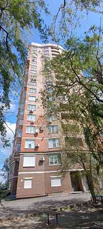 Продам 3-х комн 100 м² в Новострое в Калининском р-не. Ремонт. Мебель. Техника. Парковка, консьерж. Донецк