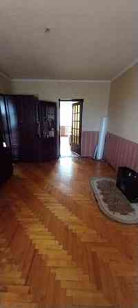 Продам 3 х ком в районе Цирка Донецк