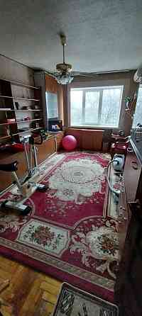 Продам 3 х ком в районе Цирка Донецк