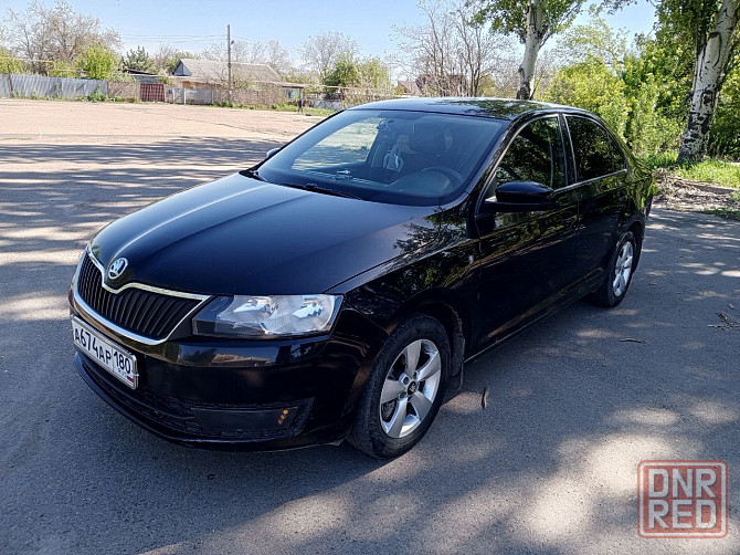 Skoda Rapid 1.6 MT, 2013, 200 000 км Донецк - изображение 1