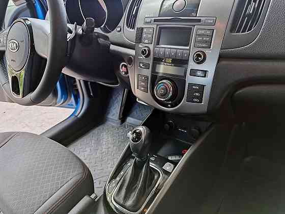 2013 Kia Cerato 1.6 автомат Донецк