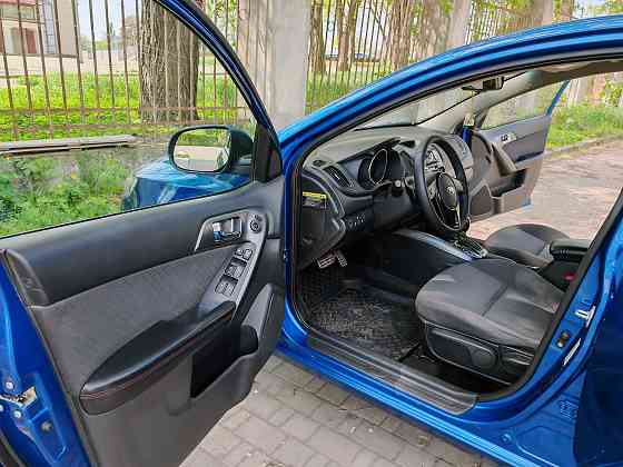 2013 Kia Cerato 1.6 автомат Донецк