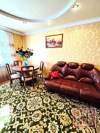 г.Шахтёрск - Центр. Продажа крупногабаритной 2-ком.кв. Сталинка. Шахтерск - изображение 3