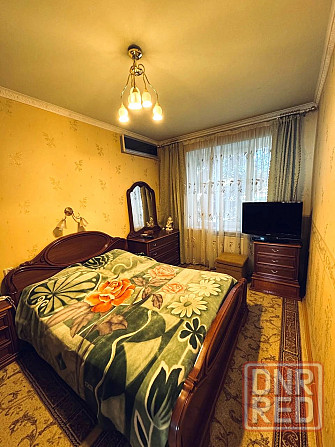 г.Шахтёрск - Центр. Продажа крупногабаритной 2-ком.кв. Сталинка. Шахтерск - изображение 4