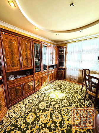 г.Шахтёрск - Центр. Продажа крупногабаритной 2-ком.кв. Сталинка. Шахтерск - изображение 2