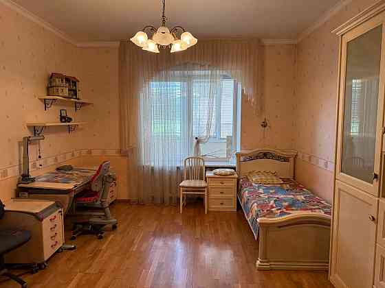 Новострой, центр 4х.комн. 176кв/м Донецк