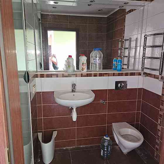 Продажа 3-х комнатной квартиры в центрально-городском районе Макеевки, площадь Грибиниченко. Макеевка