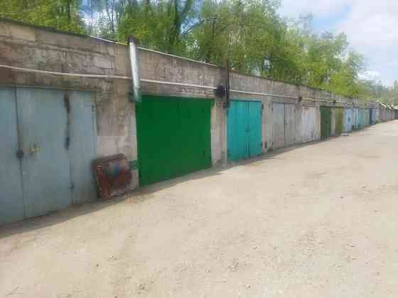 Продам капитальный гараж Донецк