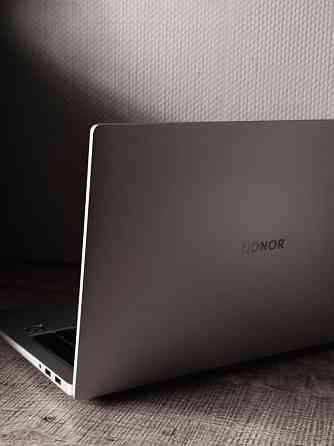 Продам ноутбук honor MagicBook 16 Донецк