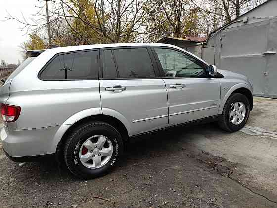 Ssang Yong Karon Донецк