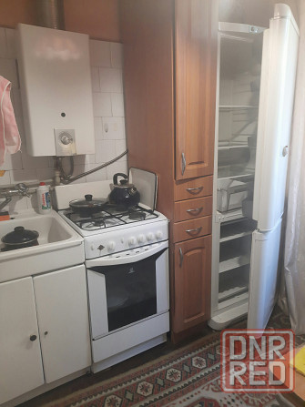 Сдам 2к. кв-ру на Крытом рынке, горячая вода Донецк - изображение 1