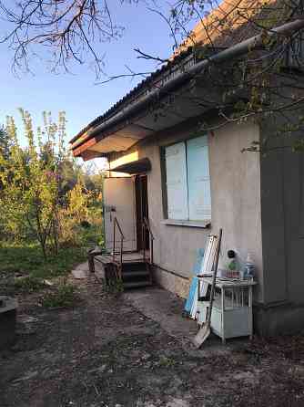 Продам дачу 2 эт 50 м2 рядом Текстильщик госакт 6 сот ,свет,вода и рядом водоём Донецк