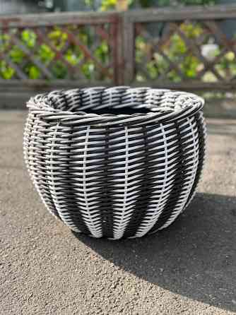 Кашпо из ротанга Донецк
