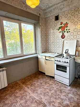 Продам 1-комн квартиру в городе Луганск квартал Ватутина Луганск