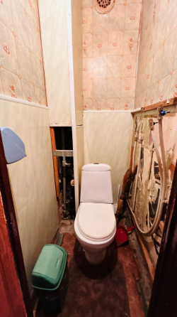 Продается срочно 2 комнатная квартира, г. Макеевка,пгт Ханженково, микрорайон Магистральный Макеевка