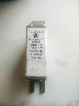 Предохранитель bussmann 170m1371 Мариуполь