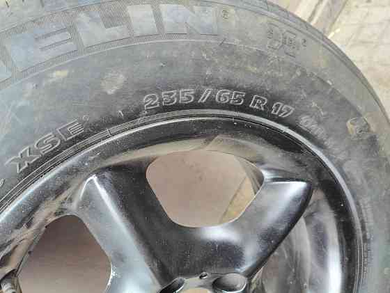 Шина Mishelin 235/65 R17 с диском Донецк
