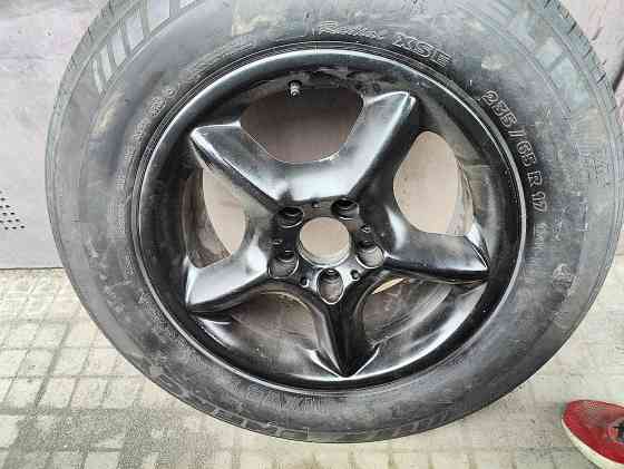 Шина Mishelin 235/65 R17 с диском Донецк