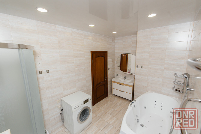 Продам 3-х комнатную квартиру 100 м² в Новострое в Калининском районе. Ремонт. Мебель. Донецк - изображение 1