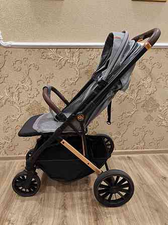 Прогулочная всесезонная коляска . Luxmom H2 Донецк