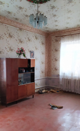 Продажа 2 комн. квартира с Макеевка, Советский р-н, п.21 Шахты (о-р 83 училище) Макеевка
