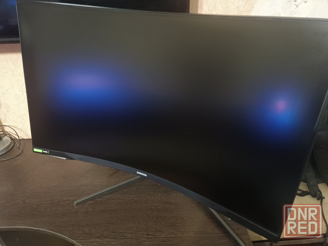 Монитор Samsung g7 32' 240гц va Макеевка - изображение 1