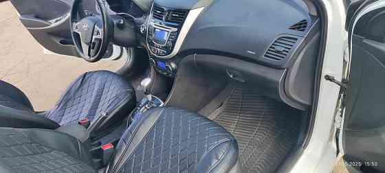 Hyundai Solaris Енакиево
