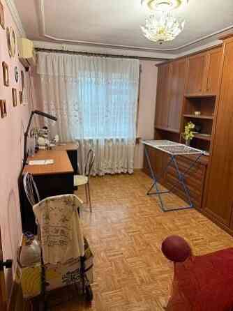 Продается 4 - х комнатная квартира, Мирный Донецк
